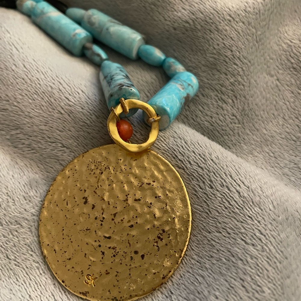 SK Turquoise and Gold Pendant Necklace and Earrings - Picture 8 of 10